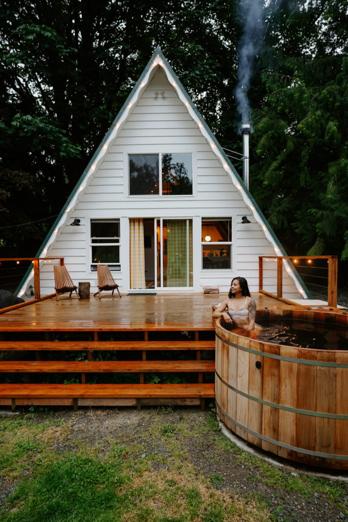 A frame cabin with tub in Washington