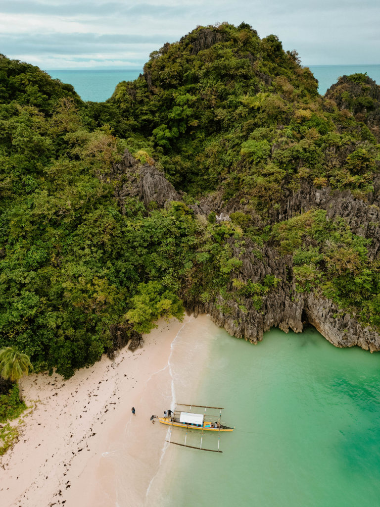 Island Hopping Philippines