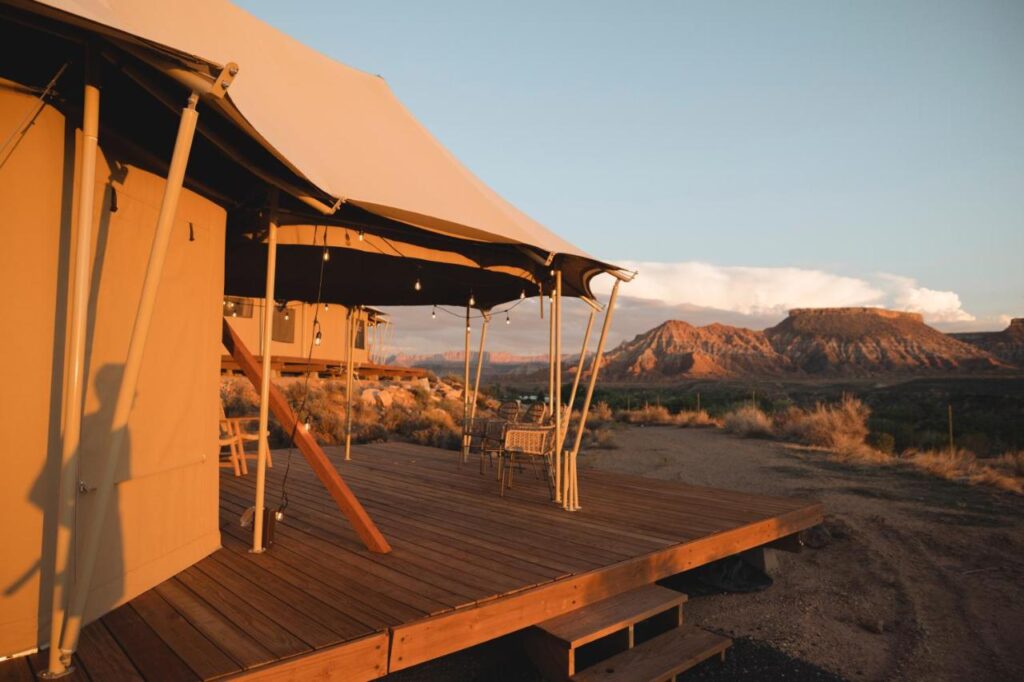 Zion Wildflower Resort Glamping Stays overlooking canyons