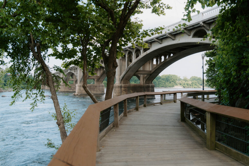 Columbia River walk under the bridge