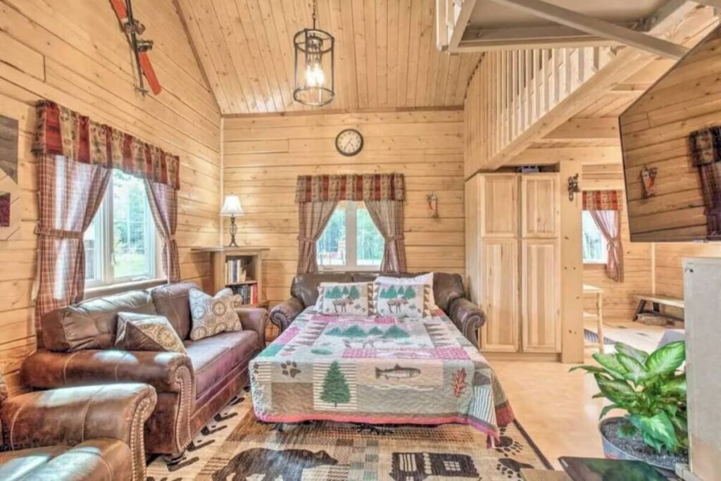 alaska northern lights escape