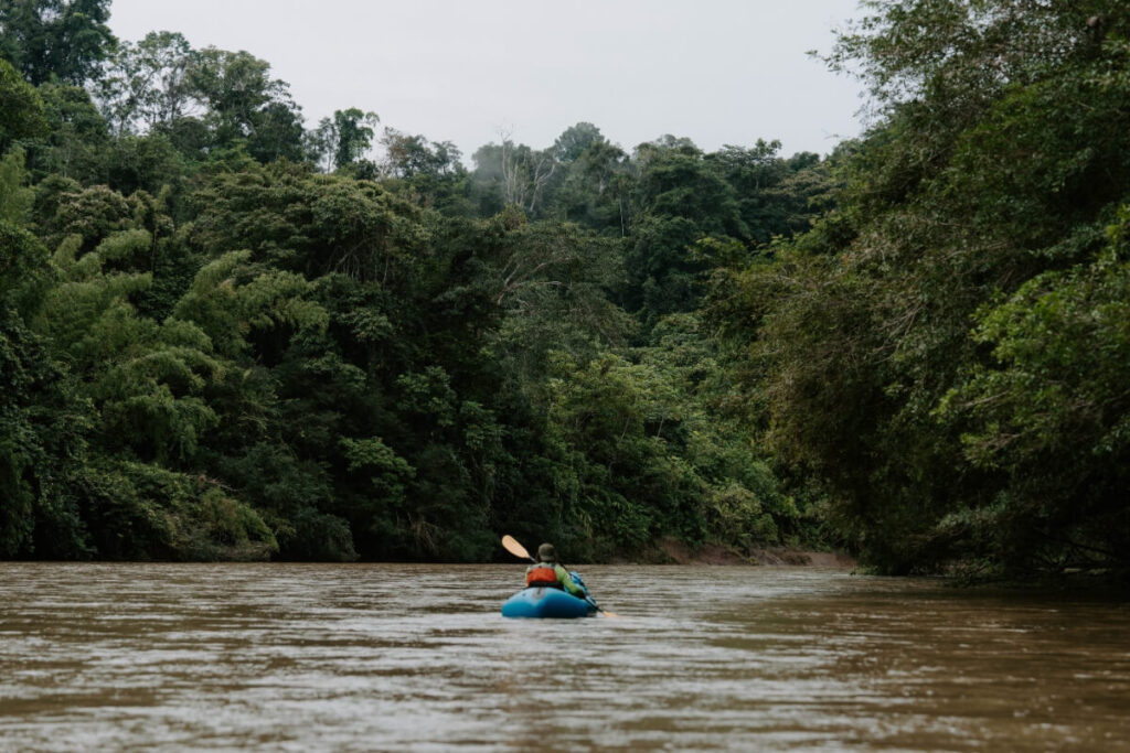 kayaking in ecuador