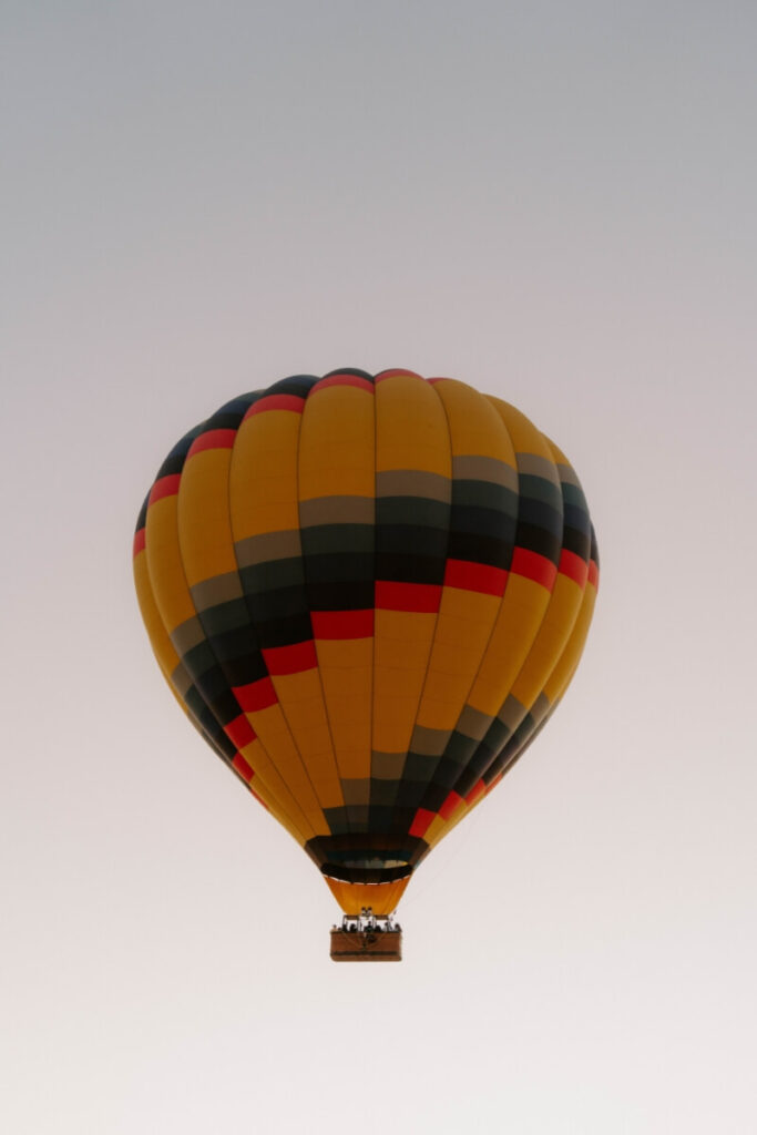 sunrise hot air balloon ride in Scottsdale